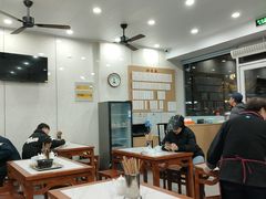 -老西白点心店