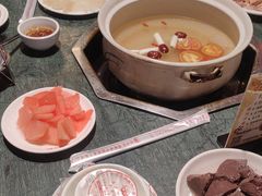 -谢云贵清香水煮鸡火锅(总店)