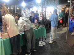 -吴山路夜市