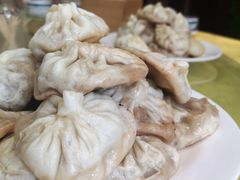 猪肉包子-陈寔包子王·卤煮小肠·京味小吃(龙潭店)