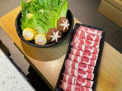 杂菜拼盘-顺德公广东猪肚鸡·煲仔饭(白石洲店)