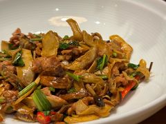 -山茶云南菜(永安里店)