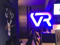-VR间客漫虚拟现实体验馆(汉街店)