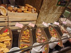 -咖啡苑自助餐厅·中国大饭店