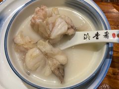 -滇香肴·云南菜蒸汽石锅鱼(云南北路店)