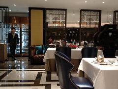 大堂-Yan Ting 宴庭中餐厅(上海静安瑞吉酒店)