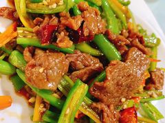 杭椒牛柳-大清花饺子(五五路店)