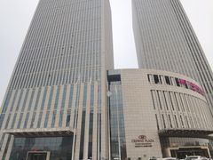 -天津梅江中心皇冠假日酒店