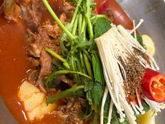 -喇喇排骨火锅·传统韩式脊骨汤(望京西园总店)