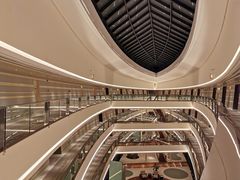 -上海滴水湖皇冠假日酒店