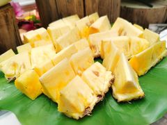 菠萝-半岛听涛蒸汽海鲜自助(K11店)