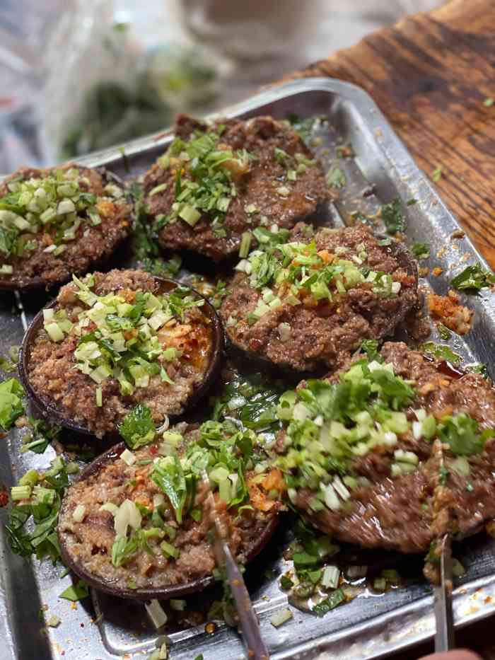 天回镇据说要拆迁,七弯八绕的来吃个锅盔.