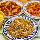 一定要带朋友来这家美食集合店，太赞了！