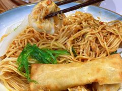 -馋三尺蟹粉小笼(人民广场店)