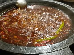 -茅草房·河畔园林火锅