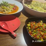 这家店评分4.8，这家店的酸菜鱼值得一试