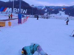 -中旅松花湖滑雪场