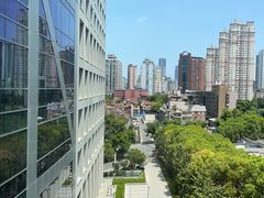 -LuOne凯德晶萃广场(徐家汇路店)