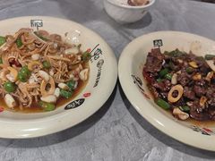 -何永光123鲜牛肉馆(1号店)