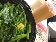 -新大咀港式茶餐厅(宝山万达店)