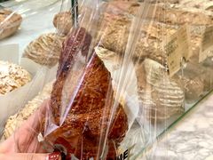 焦糖牛角包-PAPER STONE BAKERY(天环店)