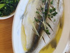 -品鲜村农家菜·阳澄湖大闸蟹(总店)