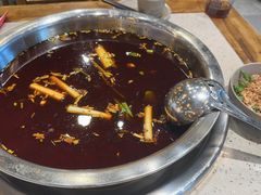 -肖肖酸萝卜鱼火锅(总店)