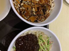 -西苑美食城(龙湖星悦荟店)
