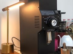 -Line 咖啡(石厦花园店)