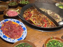 -萍姐火锅·公路夜市(武汉首店)