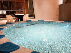 -涨巢·潮玩水疗局