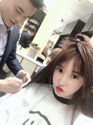 -HAIR CORNER