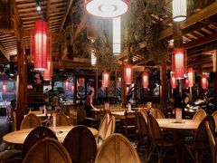 大堂-野山舂·贵州现舂酸汤火锅(鸿通城店)