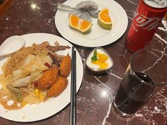 -深圳富苑皇冠假日套房酒店