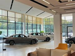 -上海宝宁宝马4S店