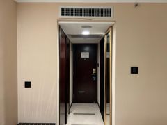 -广东大厦酒店(广州北京路步行街纪念堂地铁站店)