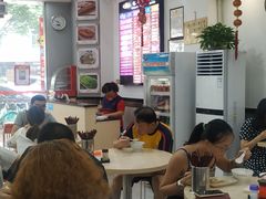大堂-银记肠粉店(市二宫店)