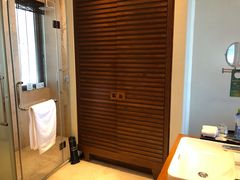 -三亚湾海居铂尔曼度假酒店