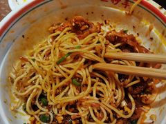 -八二小区抄手(龙湖上城天街店)