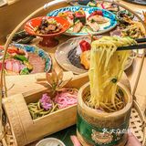 没人能拒绝这碗满满刺身的竹筒饭！没有人！