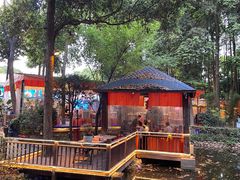 -二荆条·蜀鲜汇城市森林火锅