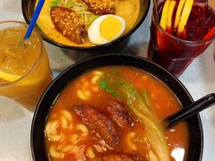 番茄浓汤鸡翅猪扒通粉-华嫂冰室(尖沙咀店)