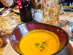 南瓜汤-BROWNSTONE布朗石西班牙餐厅(富城店)