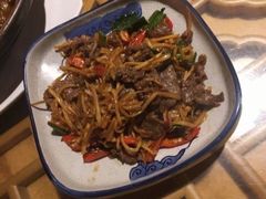 酸笋炒牛肉-醉云喃