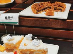 -亚马逊环球美食百汇(新城吾悦广场店)