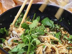 -燕子煨汤(山海关路店)