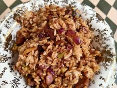 -Rabbit Cafe私房西餐甜点咖啡(栖霞路店)