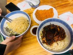 -沪西老弄堂面馆(定西路店)