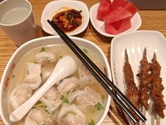 -南城香·饭香串香馄饨香(花园北路店)