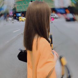 -V8潮牌·接发烫染连锁